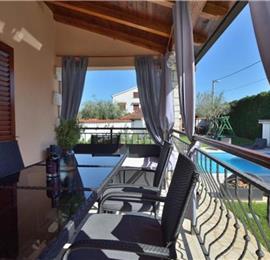 3 bedroom villa with pool near Poreč, sleeps 6